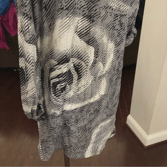 Beautiful Hi Lo Shirt - Picture 7 of 10